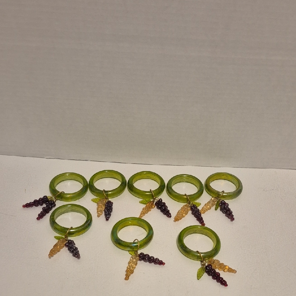 💣Napkin Ring Holder Dangling Grape Cluster w Leaves Glass Set of 8
